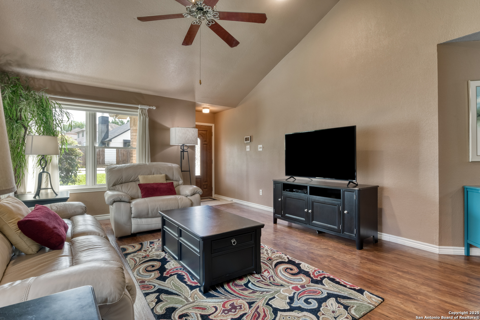 15211 Eagle Run