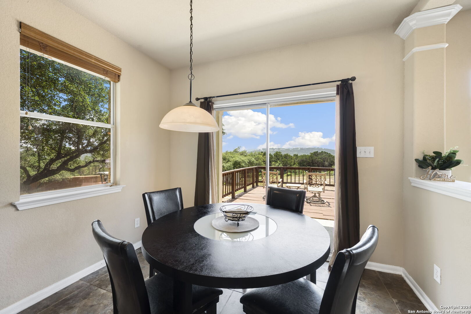 17132 Bandera Rd