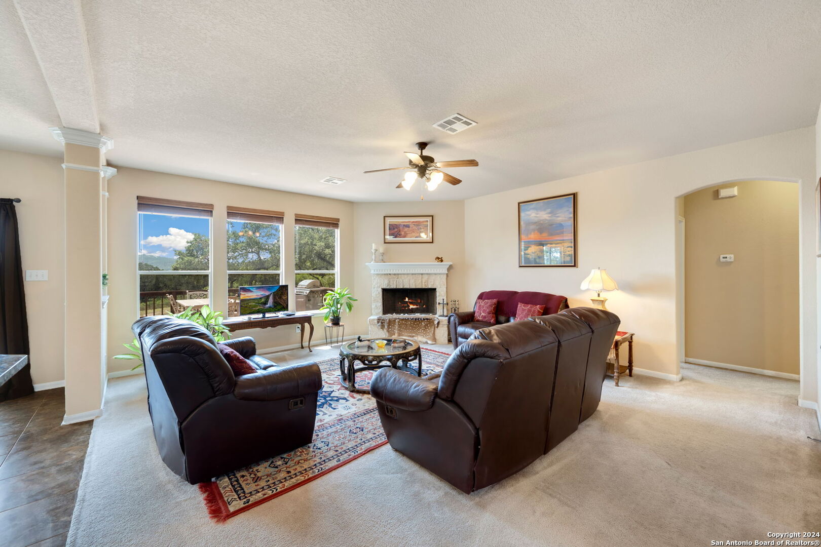 17132 Bandera Rd
