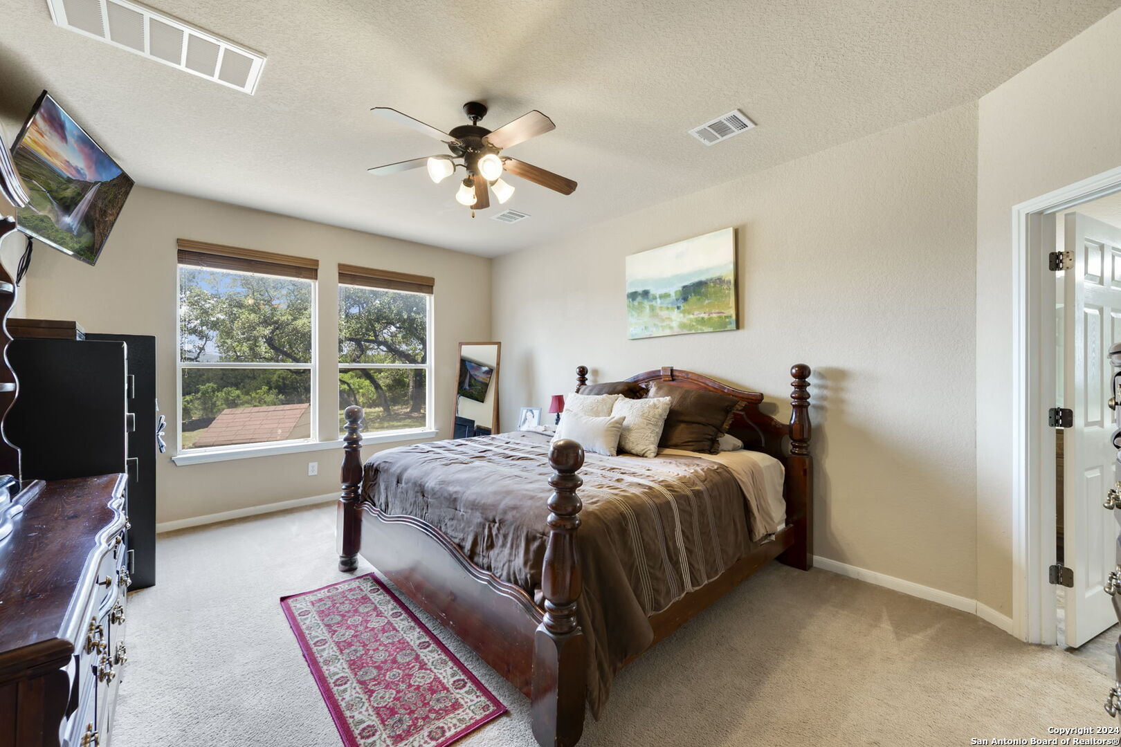 17132 Bandera Rd
