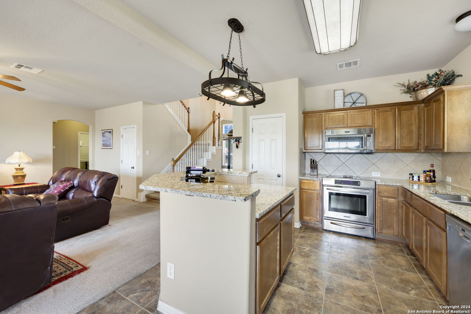17132 Bandera Rd