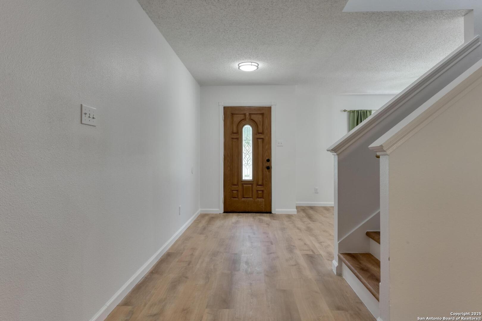 13723 Wondering Oak