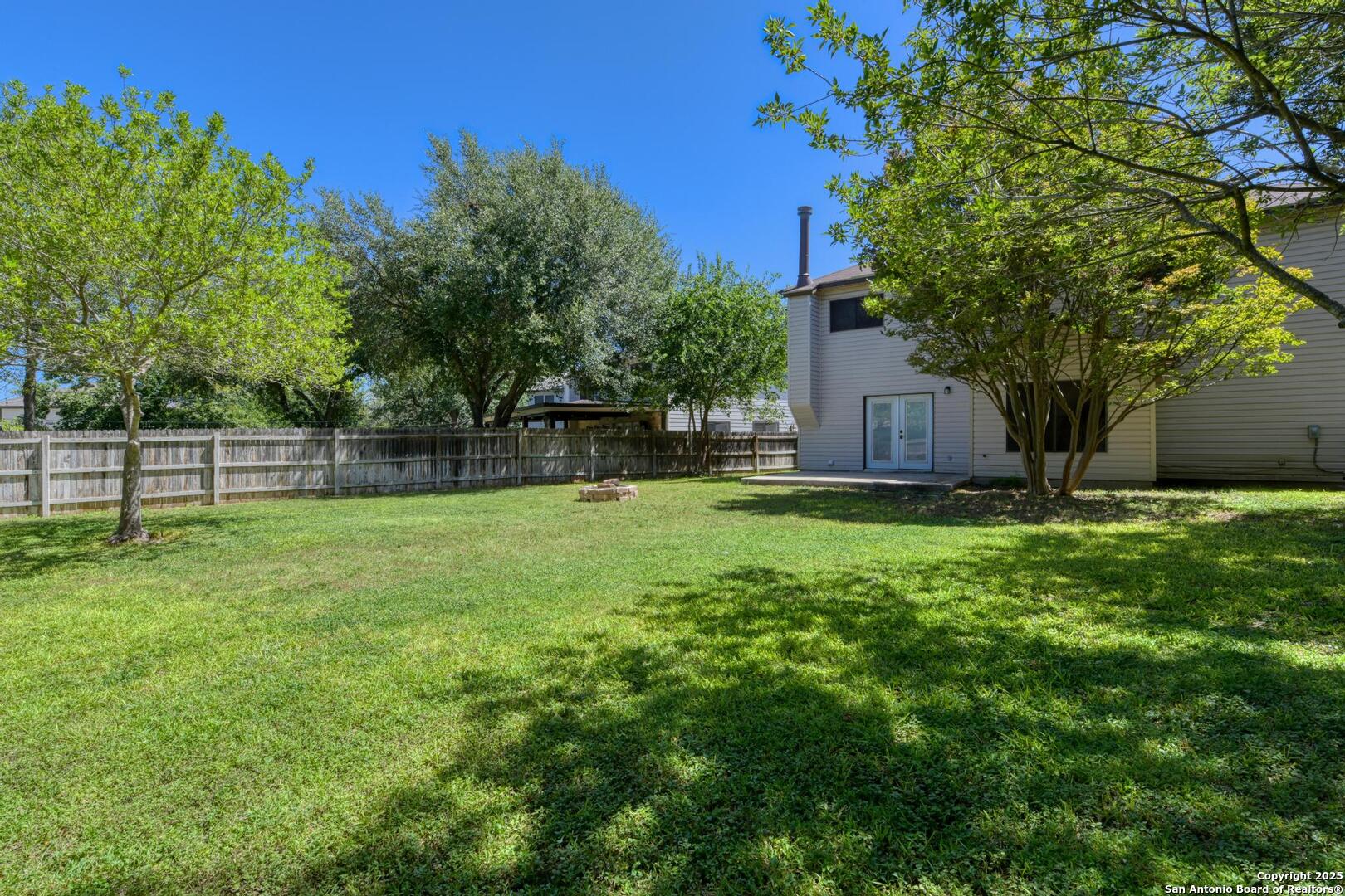 13723 Wondering Oak