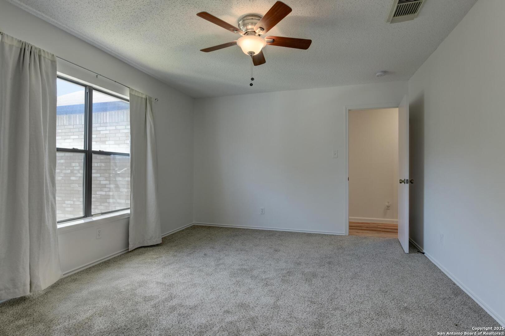 13723 Wondering Oak