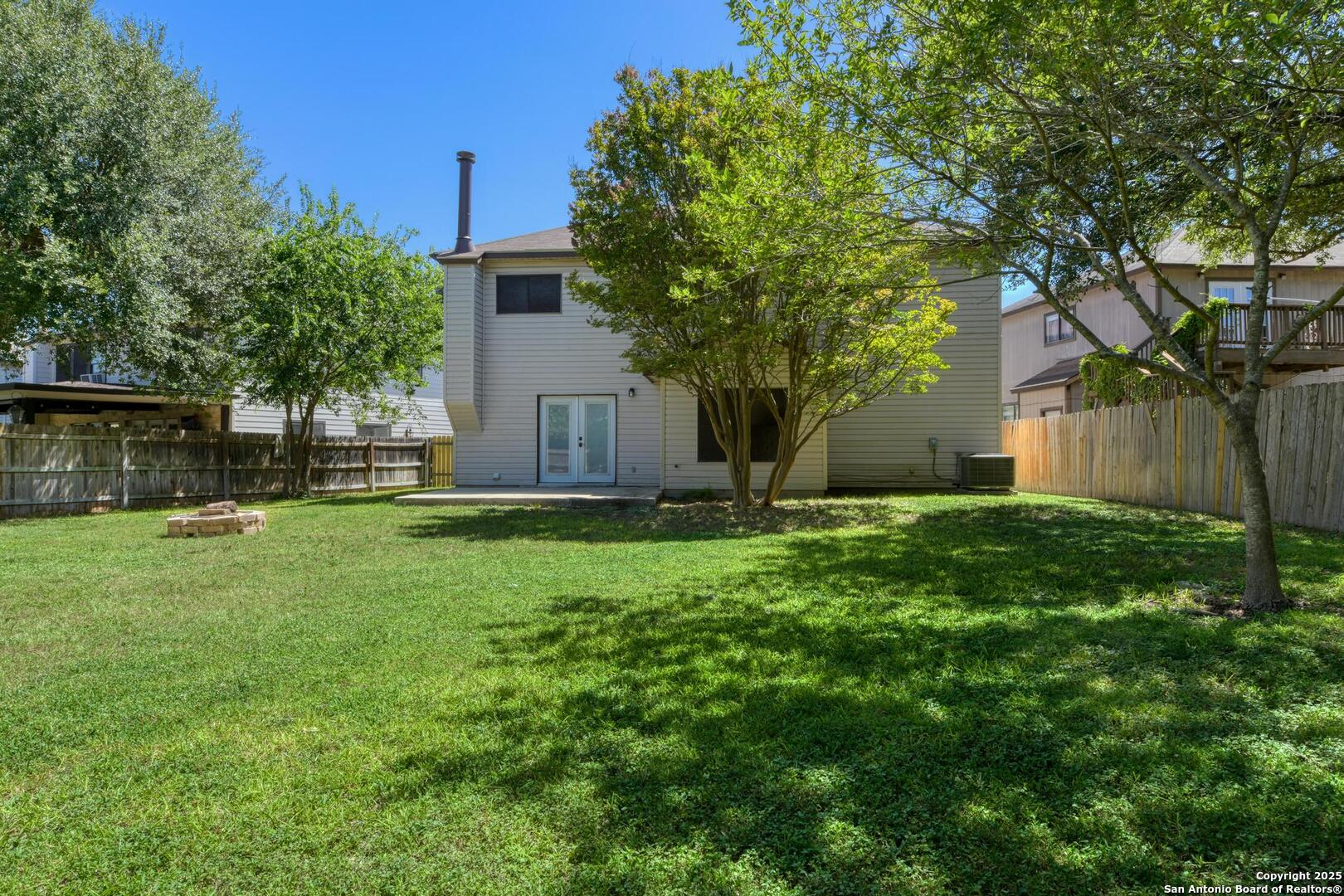13723 Wondering Oak