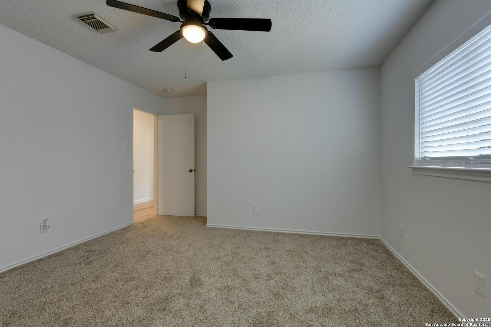 13723 Wondering Oak