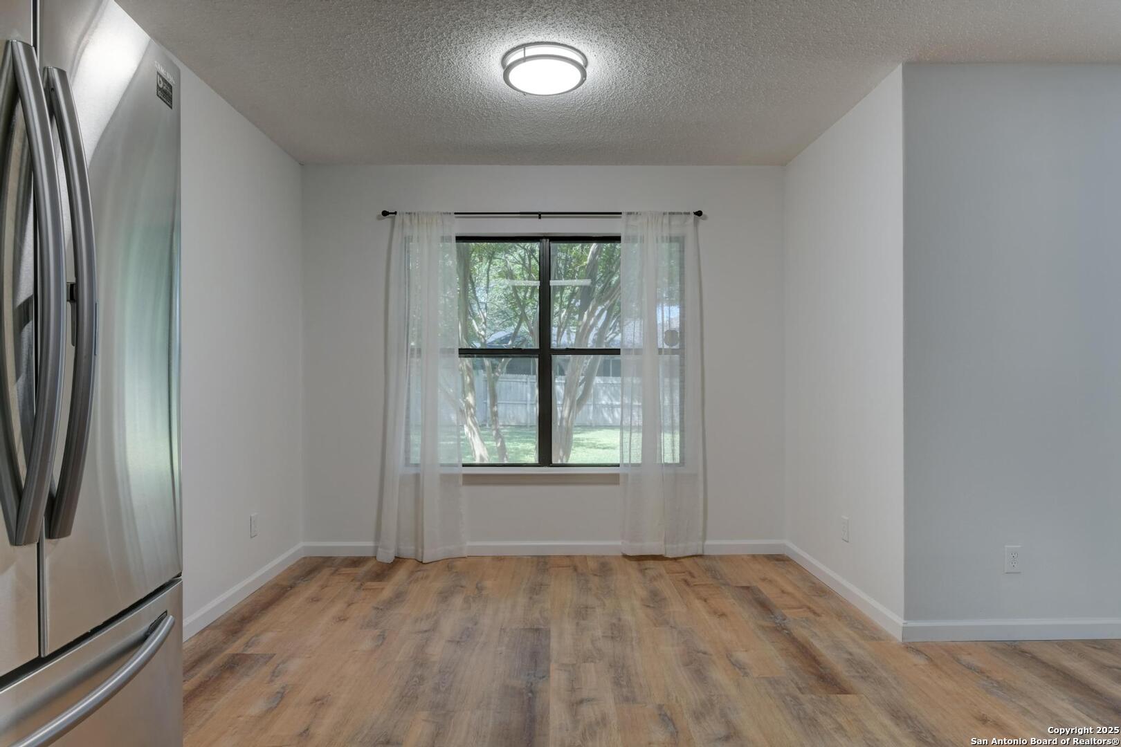 13723 Wondering Oak