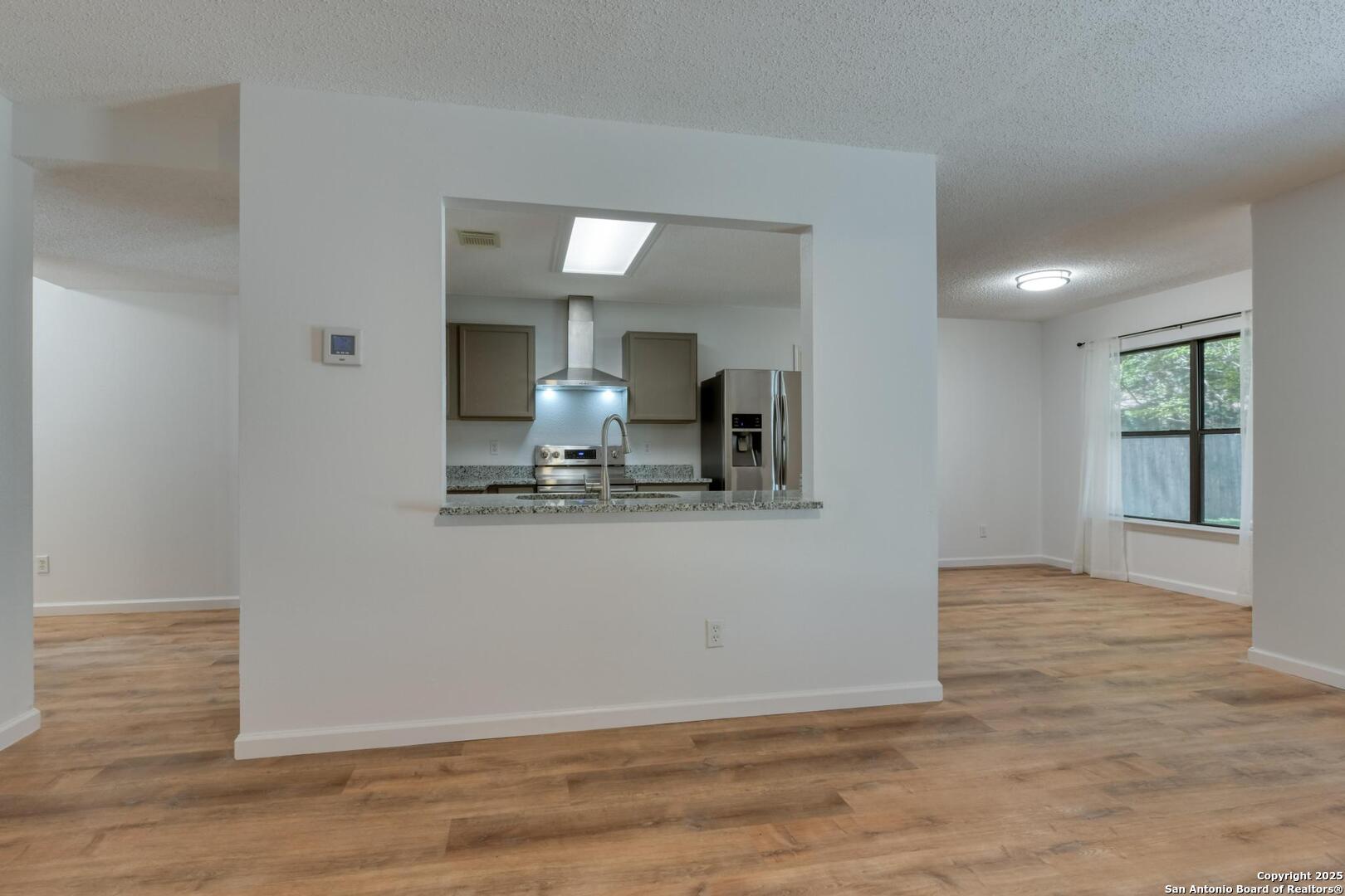 13723 Wondering Oak