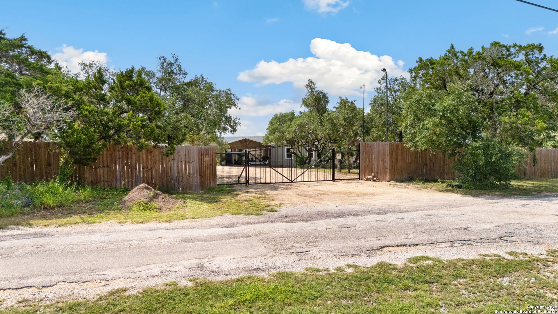386 Private Rd. 181
