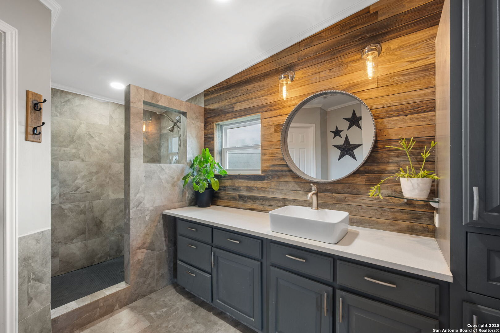 386 Private Rd. 181