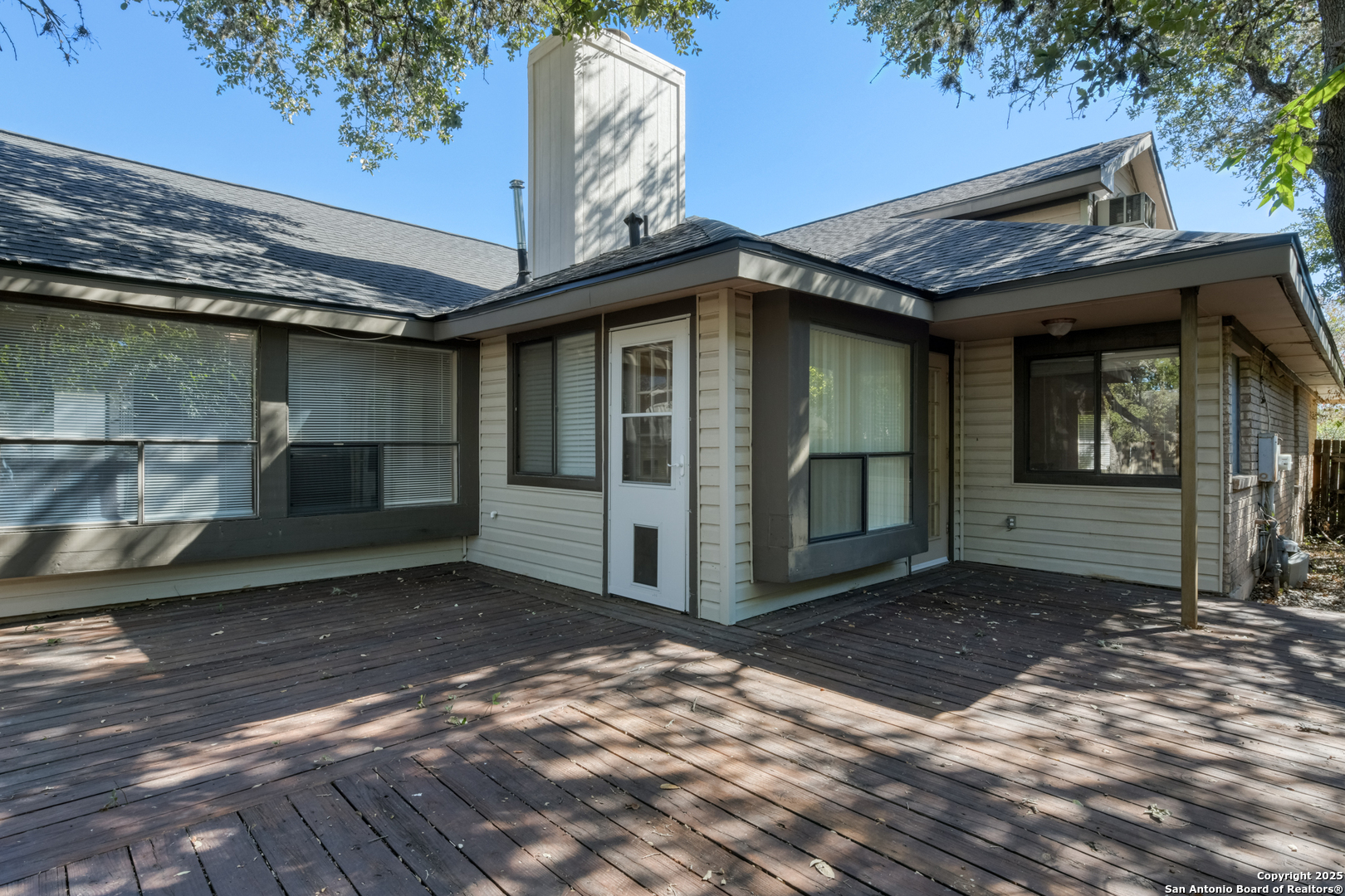 9211 Linbrooke