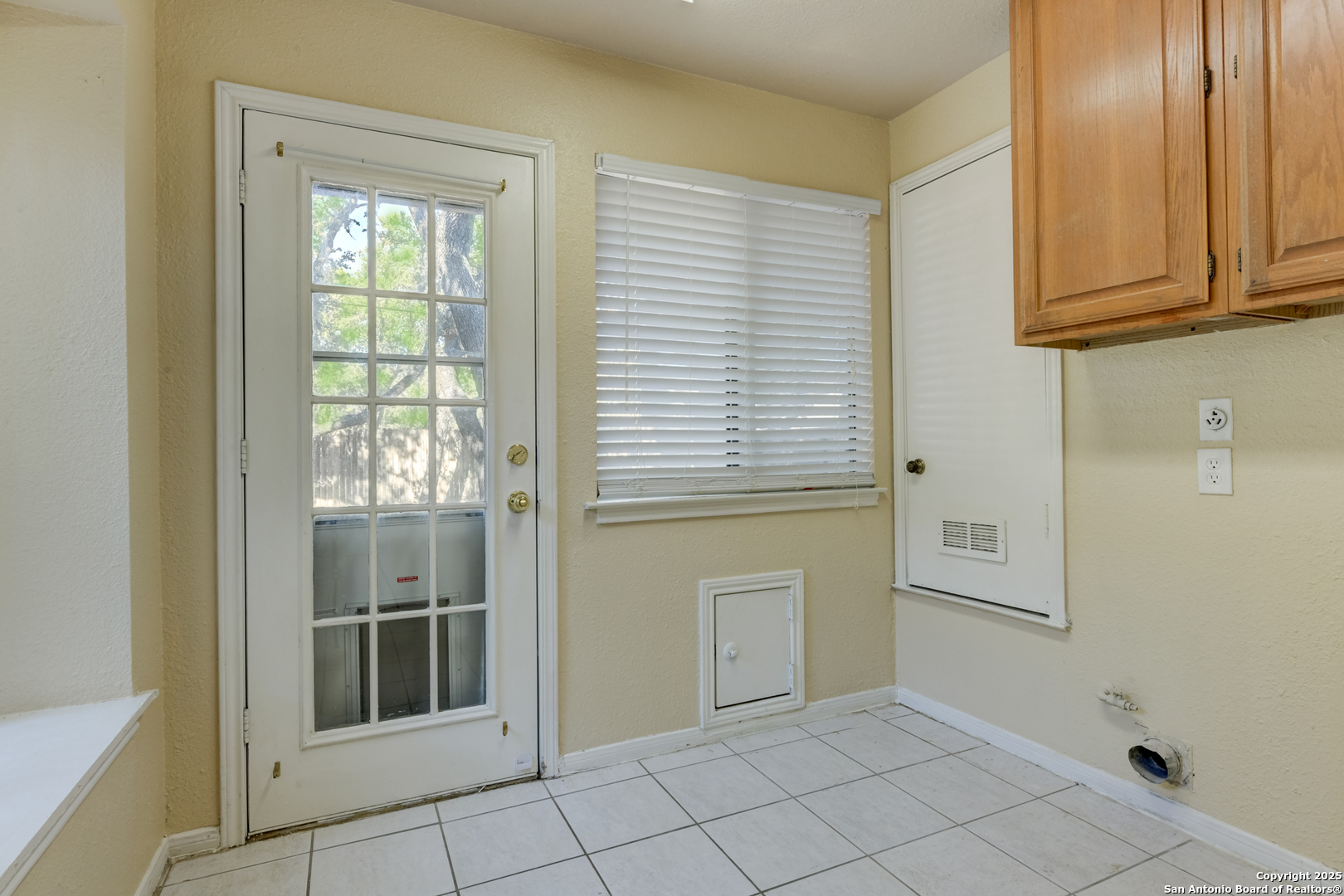 9211 Linbrooke