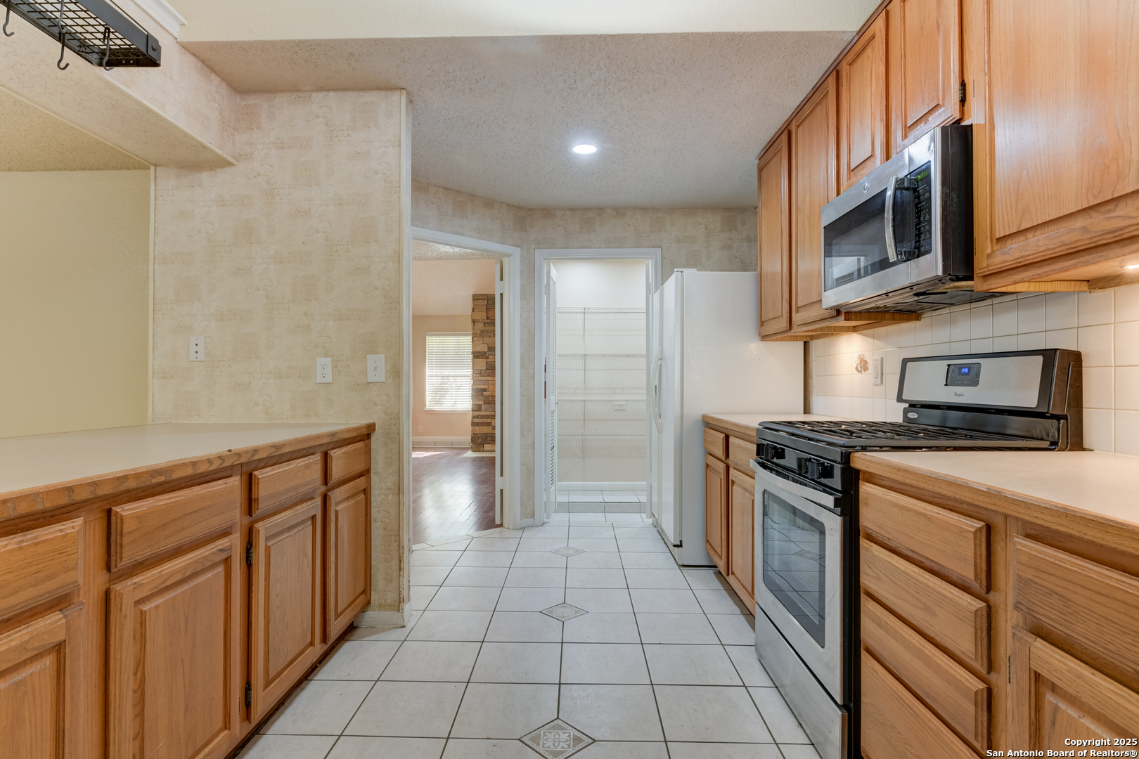 9211 Linbrooke