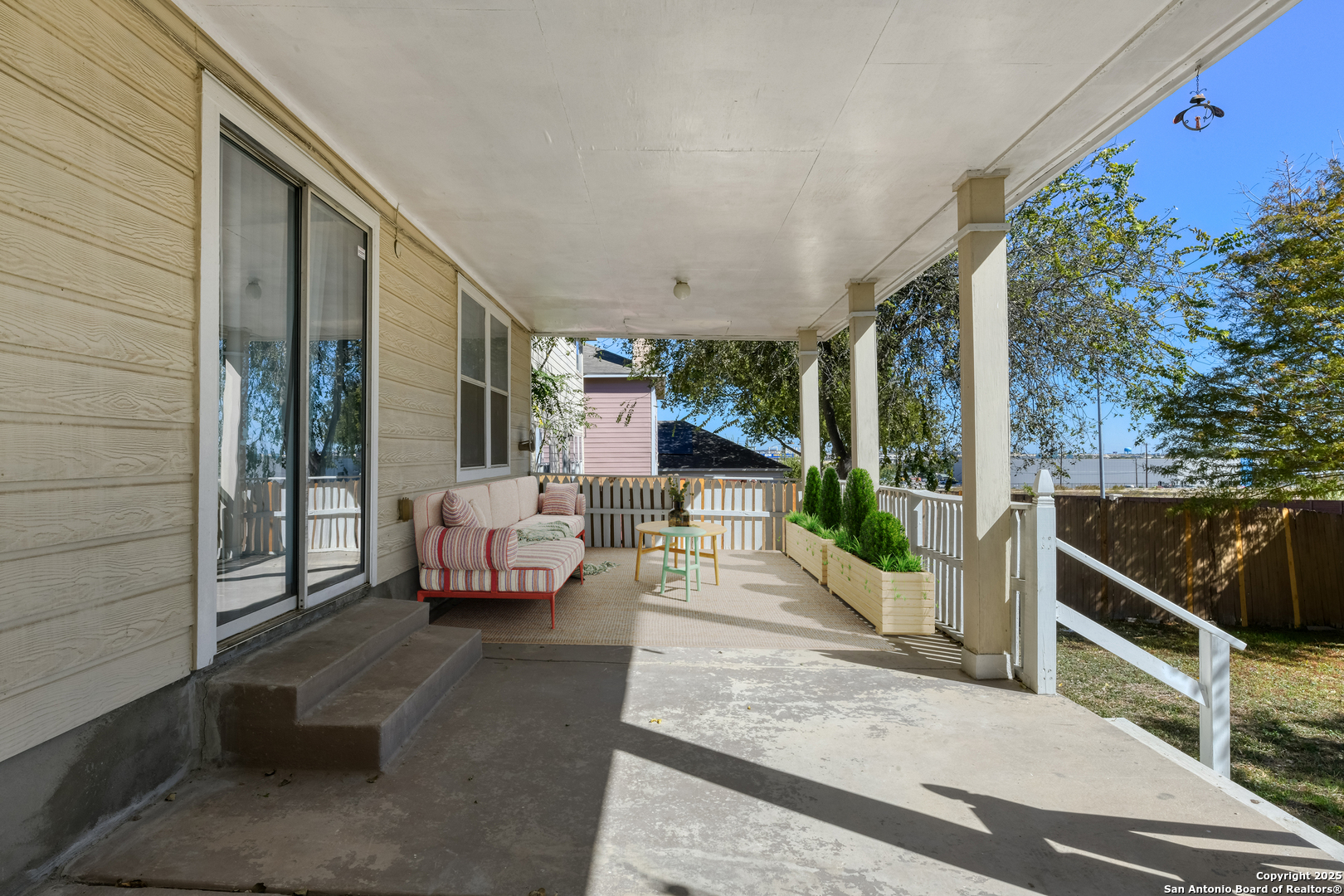 6722 Loma Vino