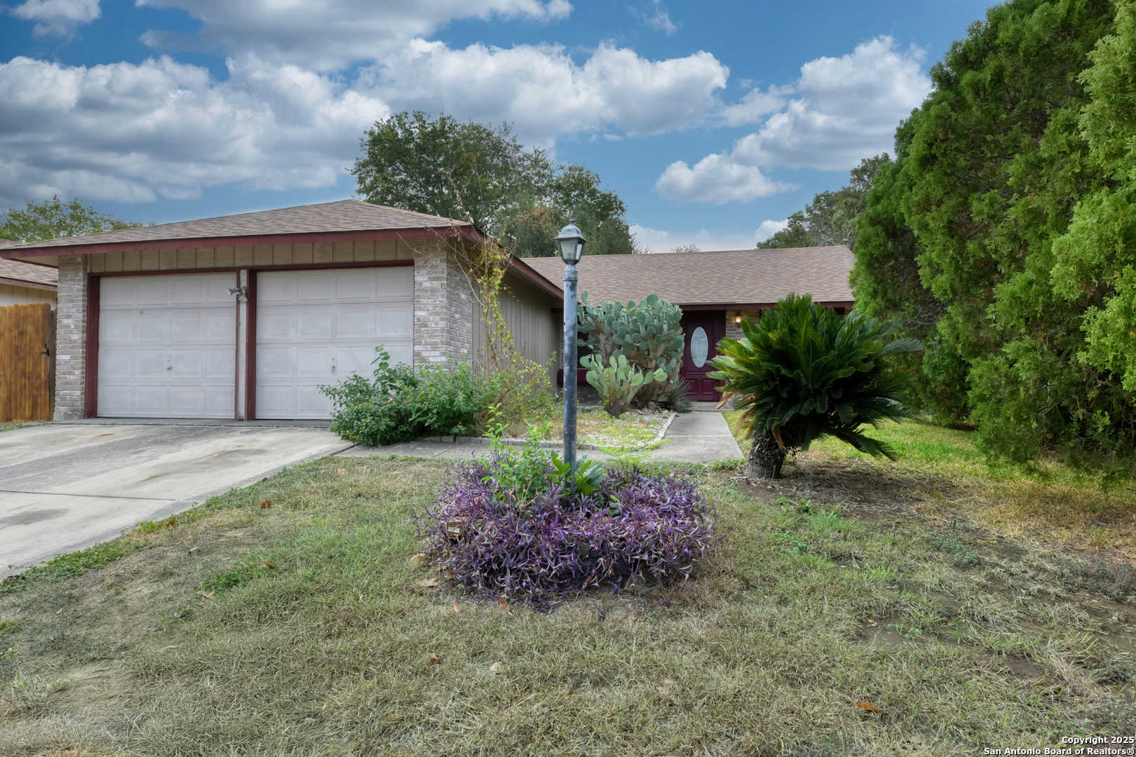 5818 Brambletree