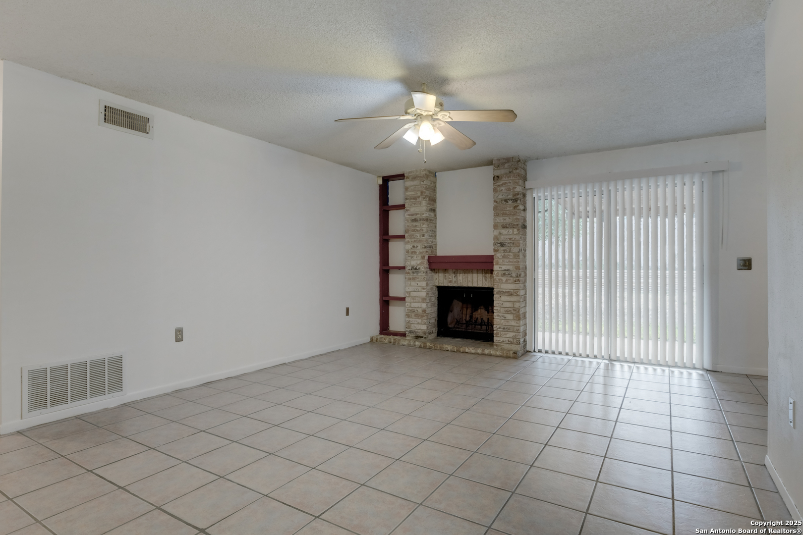 5818 Brambletree