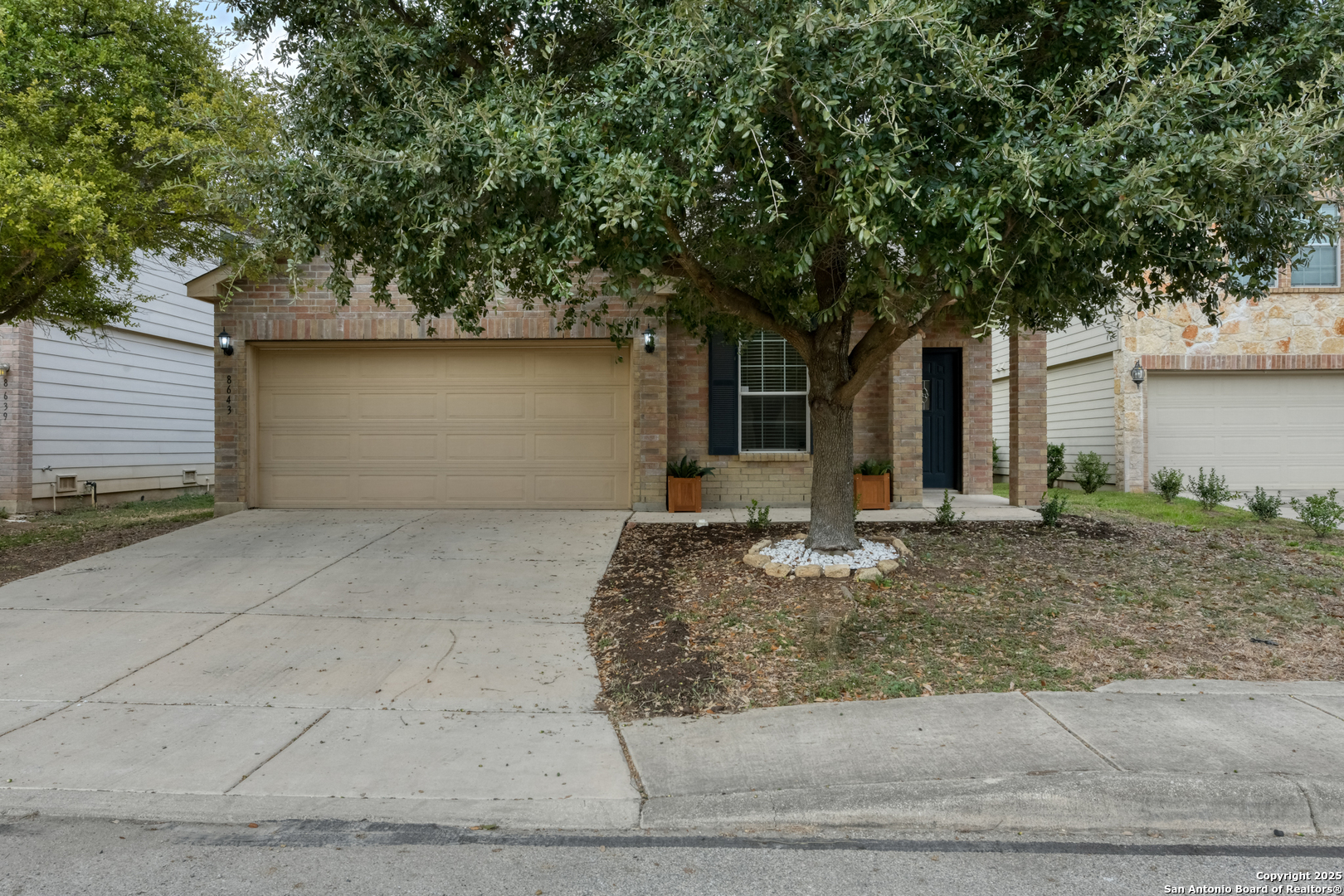 8643 Silver Willow