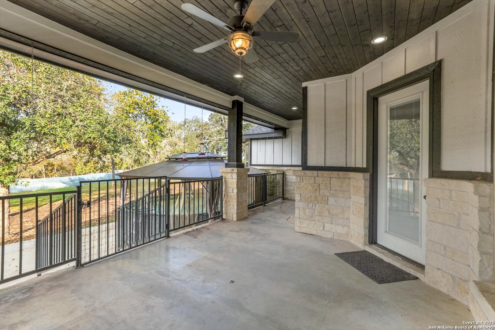 839 Shady Grove