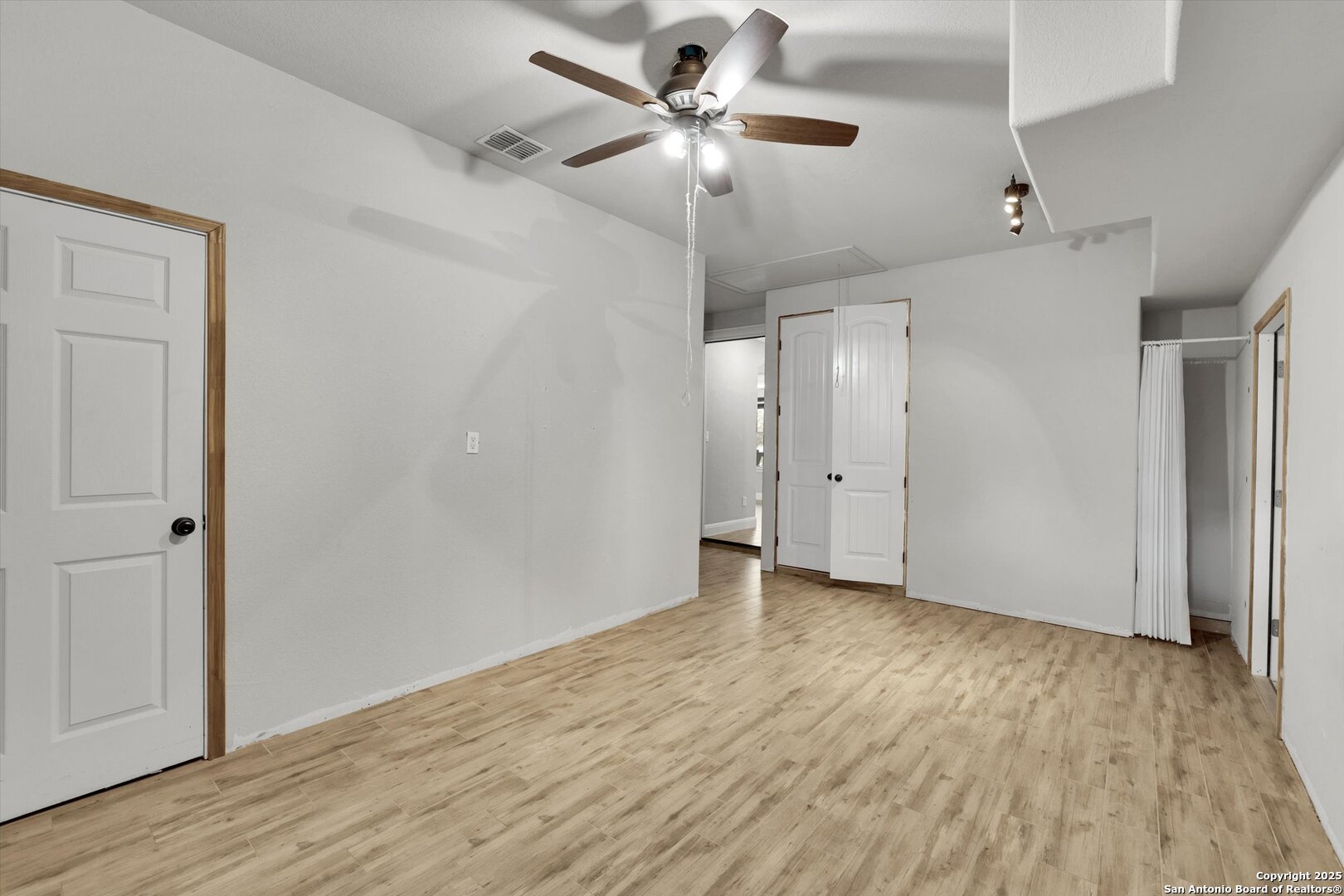 839 Shady Grove