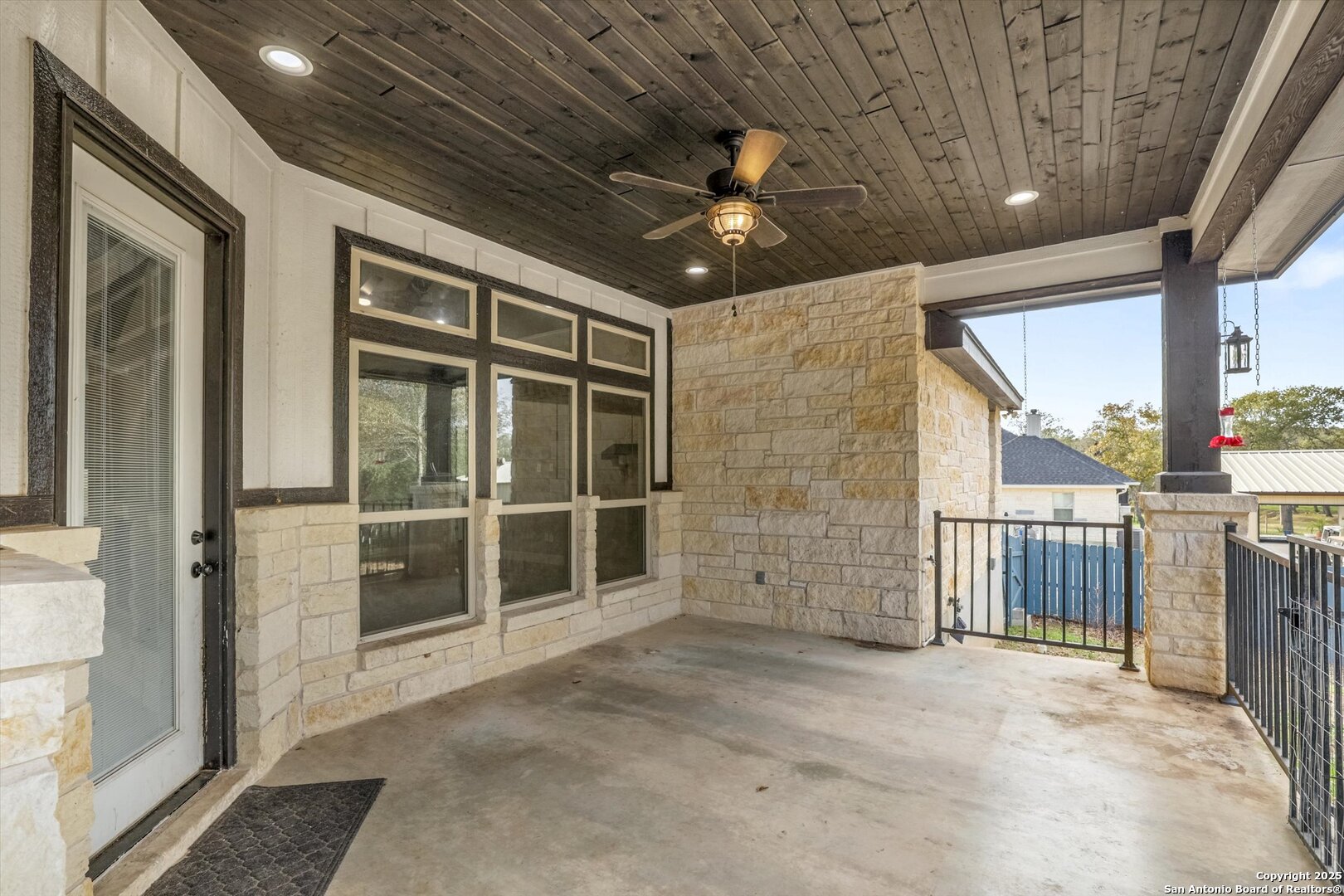 839 Shady Grove