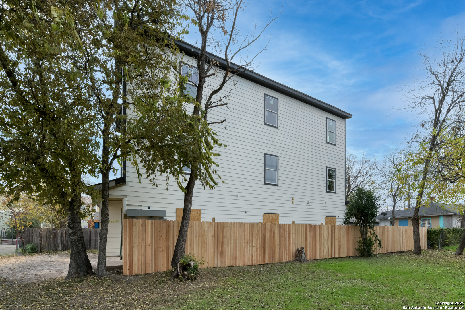 726 Arthur St.