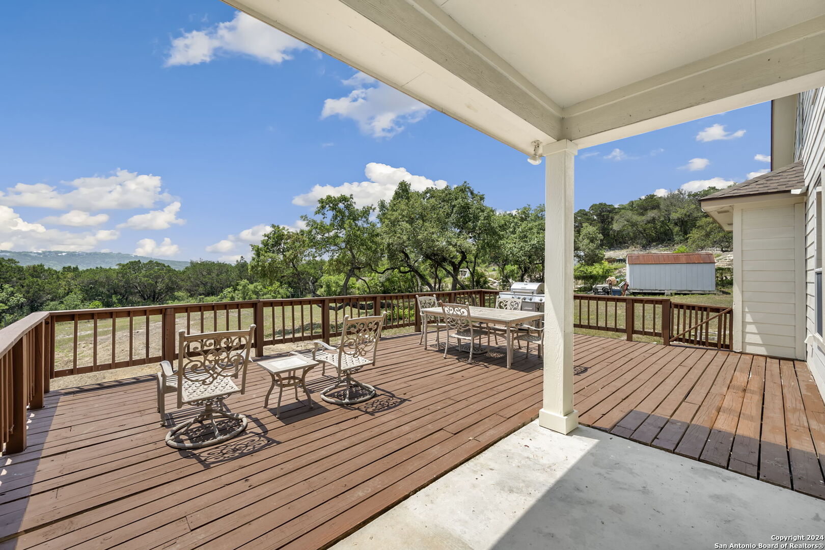 17132 Bandera Rd