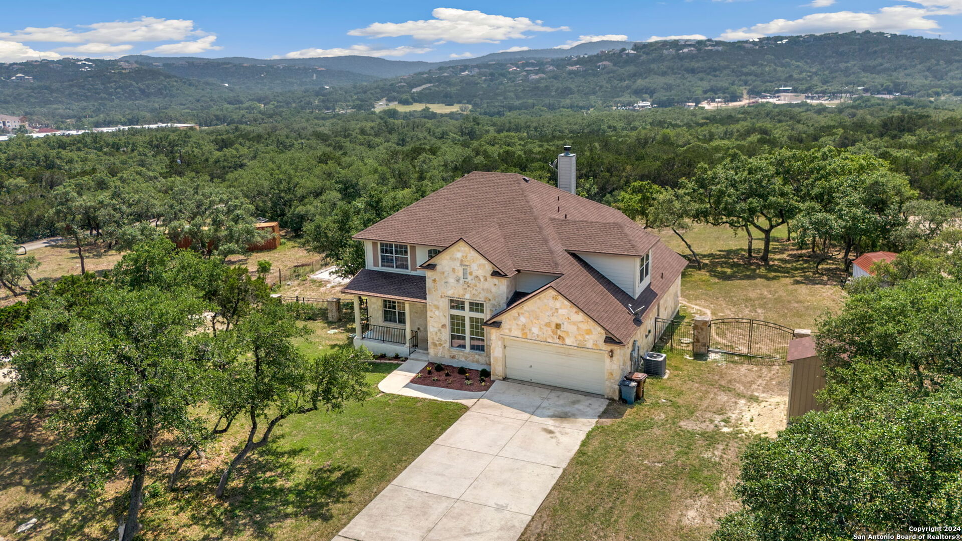 17132 Bandera Rd