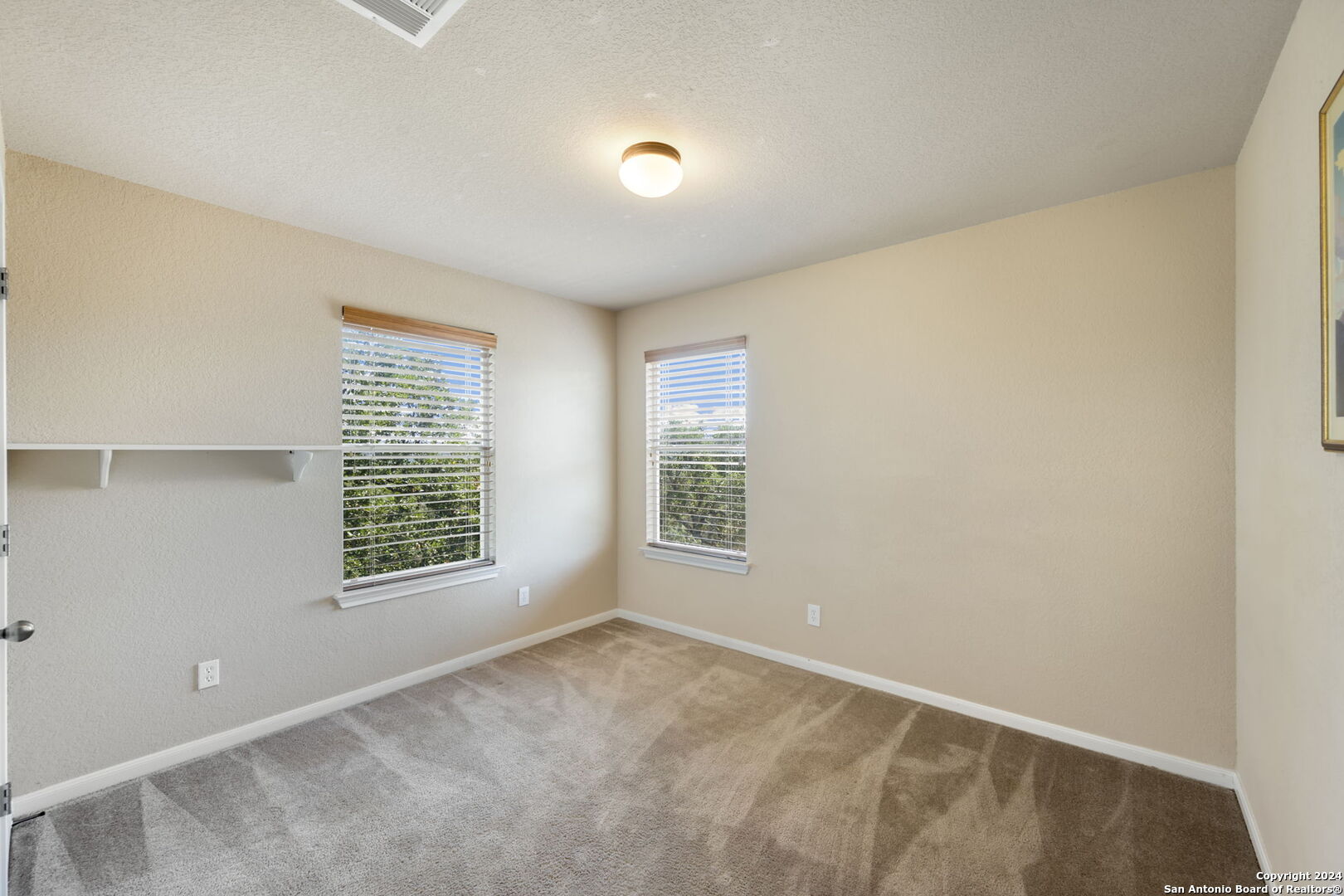 17132 Bandera Rd
