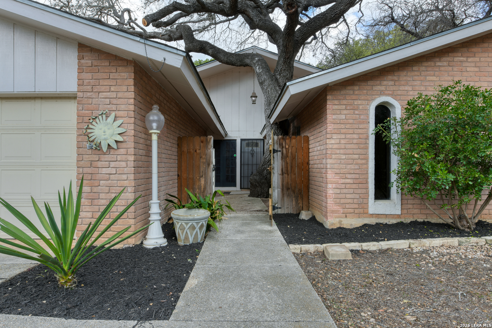 11519 Whisper Moss St