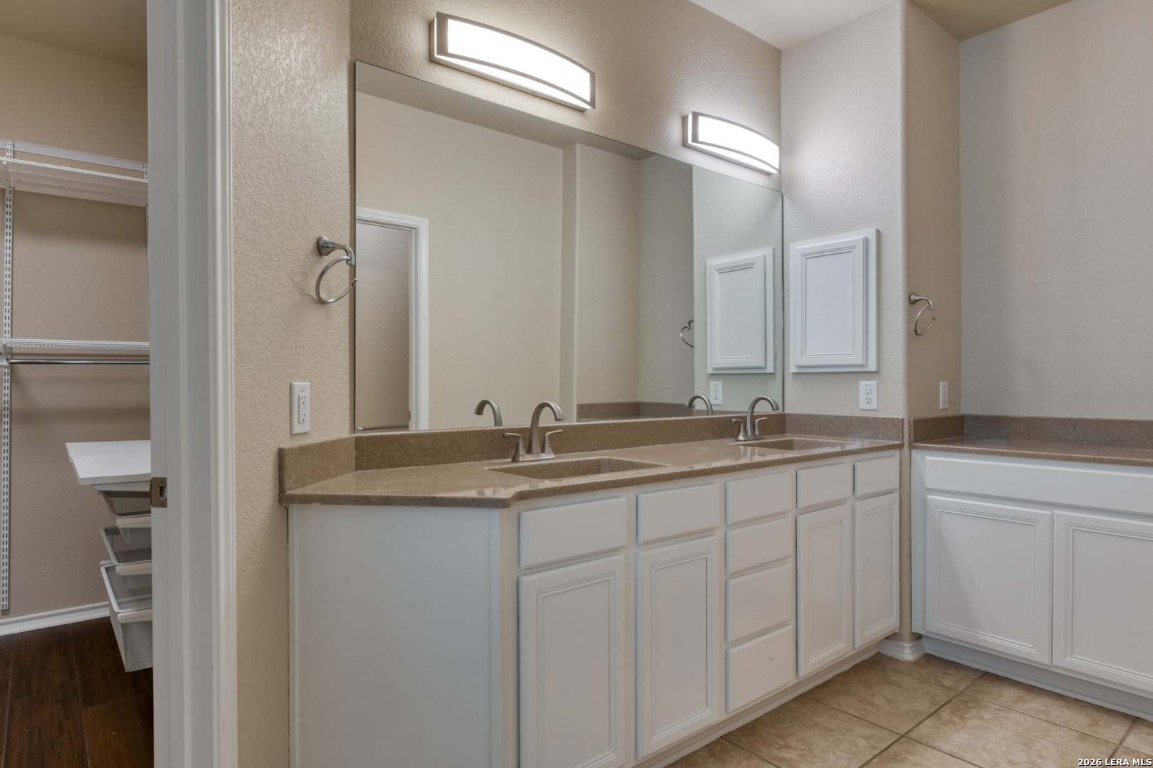 2934 Elm Tree Park