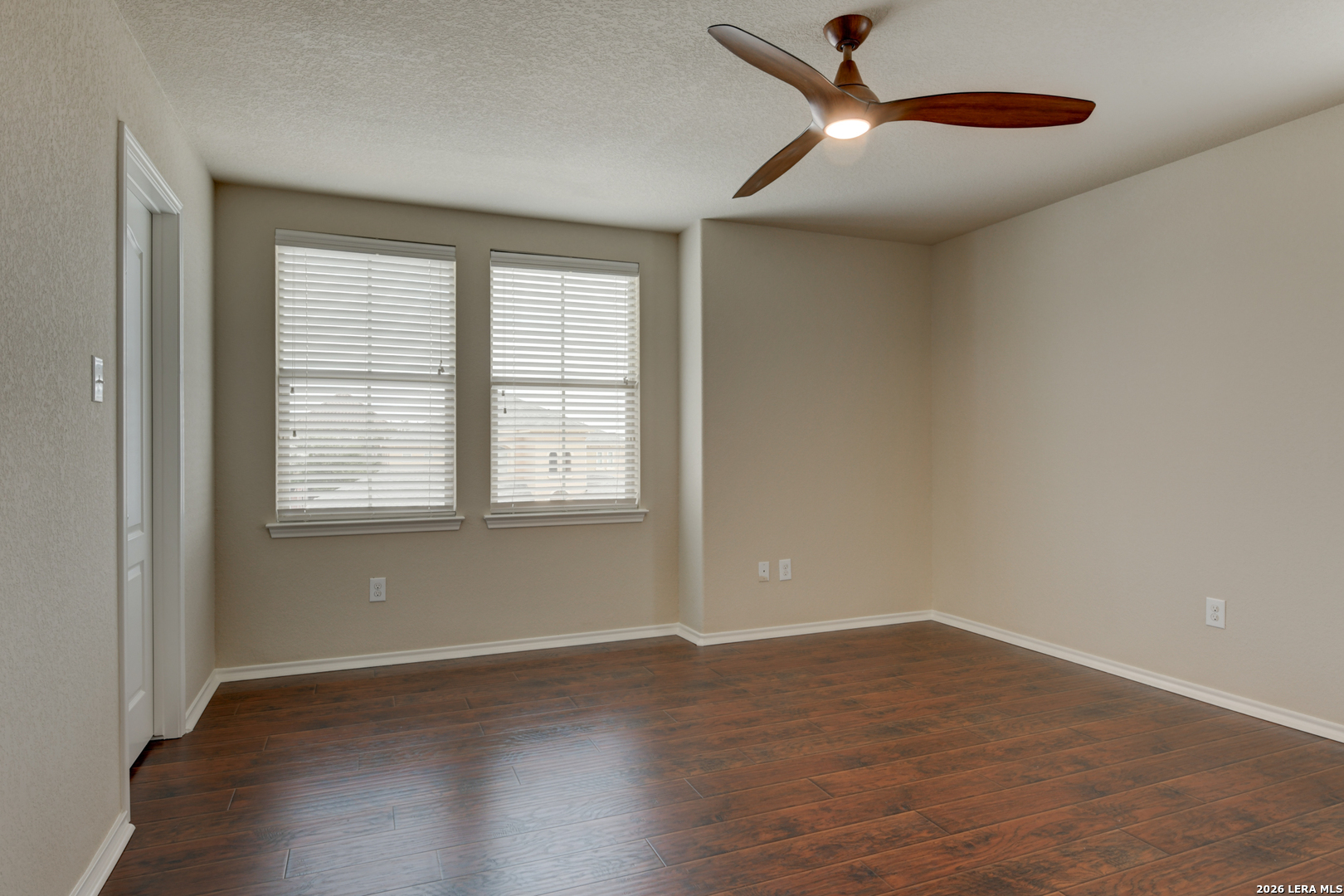 2934 Elm Tree Park