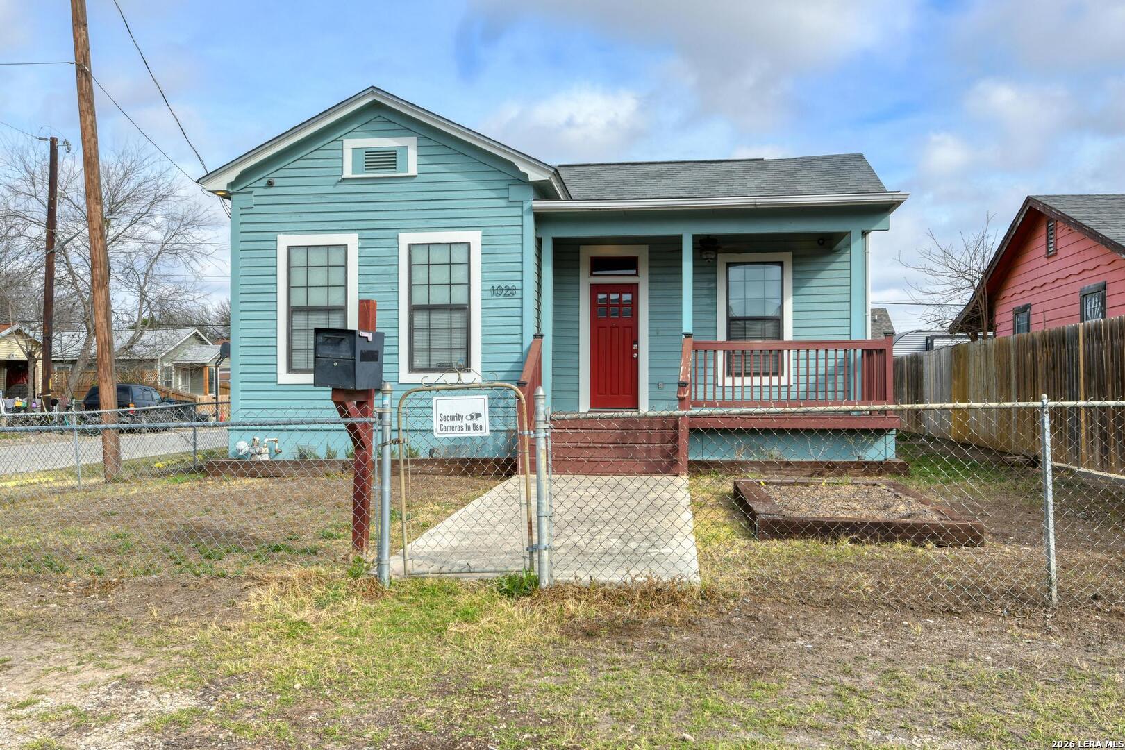 1023 Monterey St.