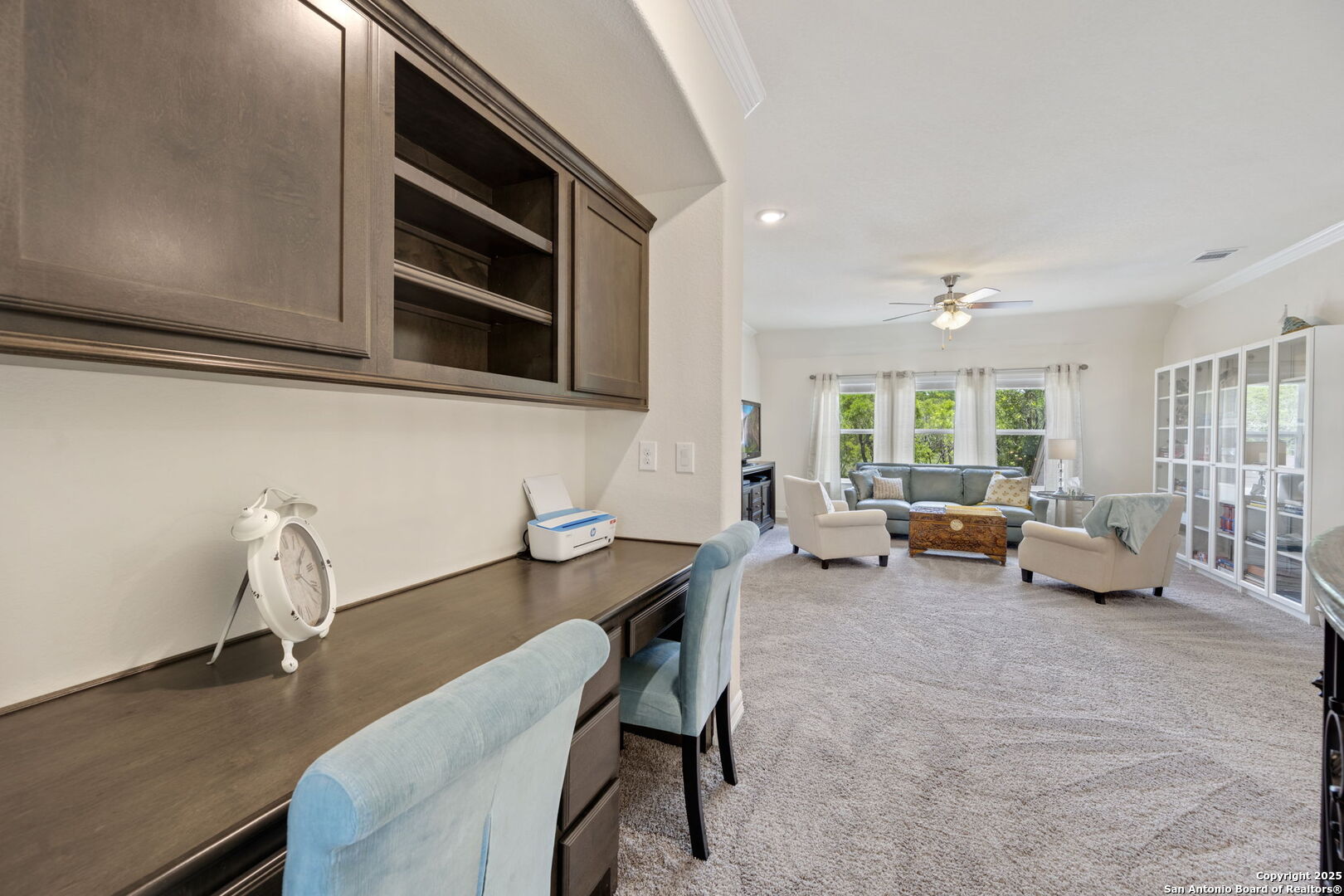 208 Roundtop Hill