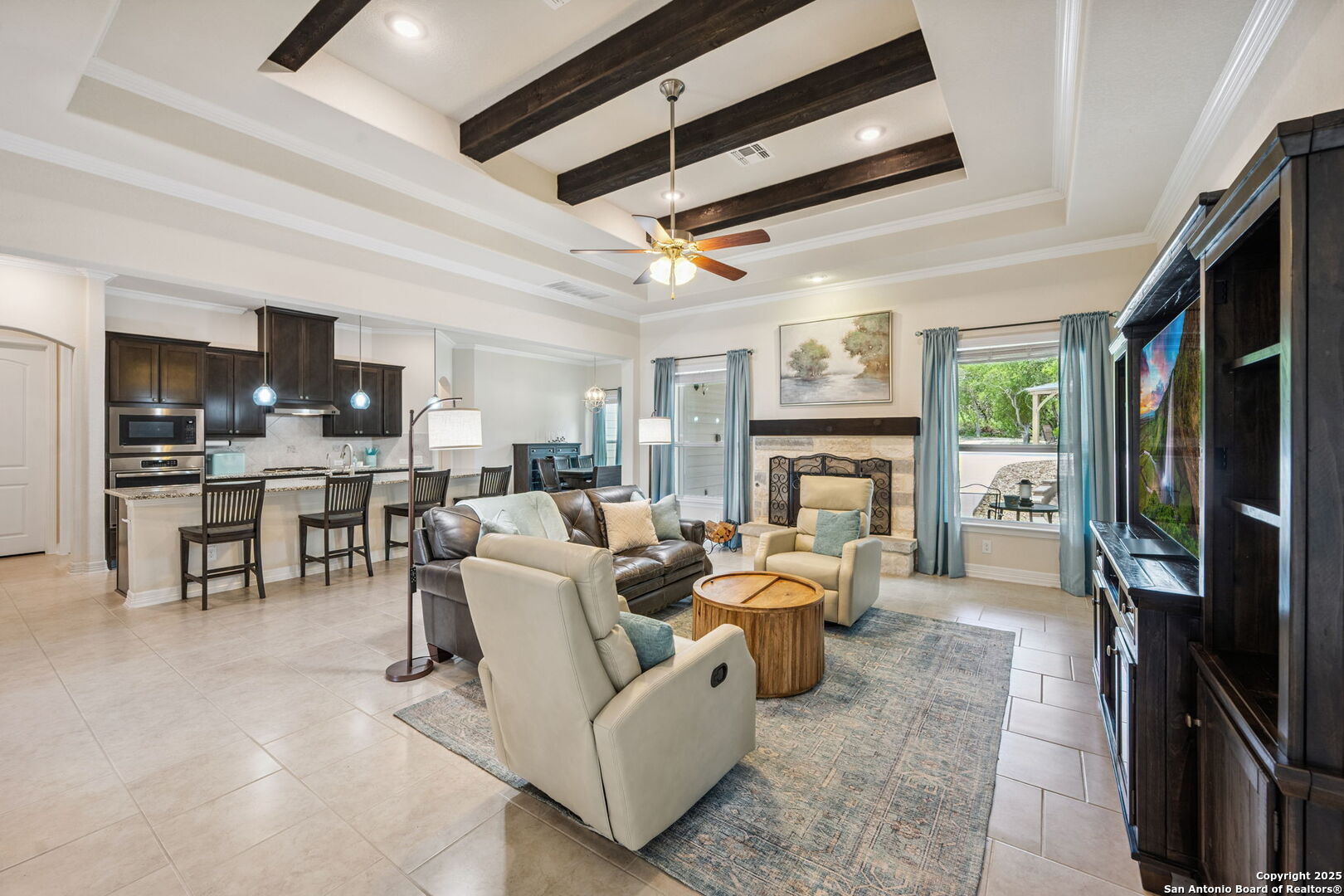 208 Roundtop Hill