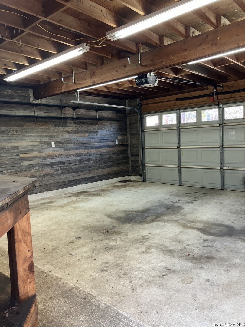 11303 Vance Jackson A5