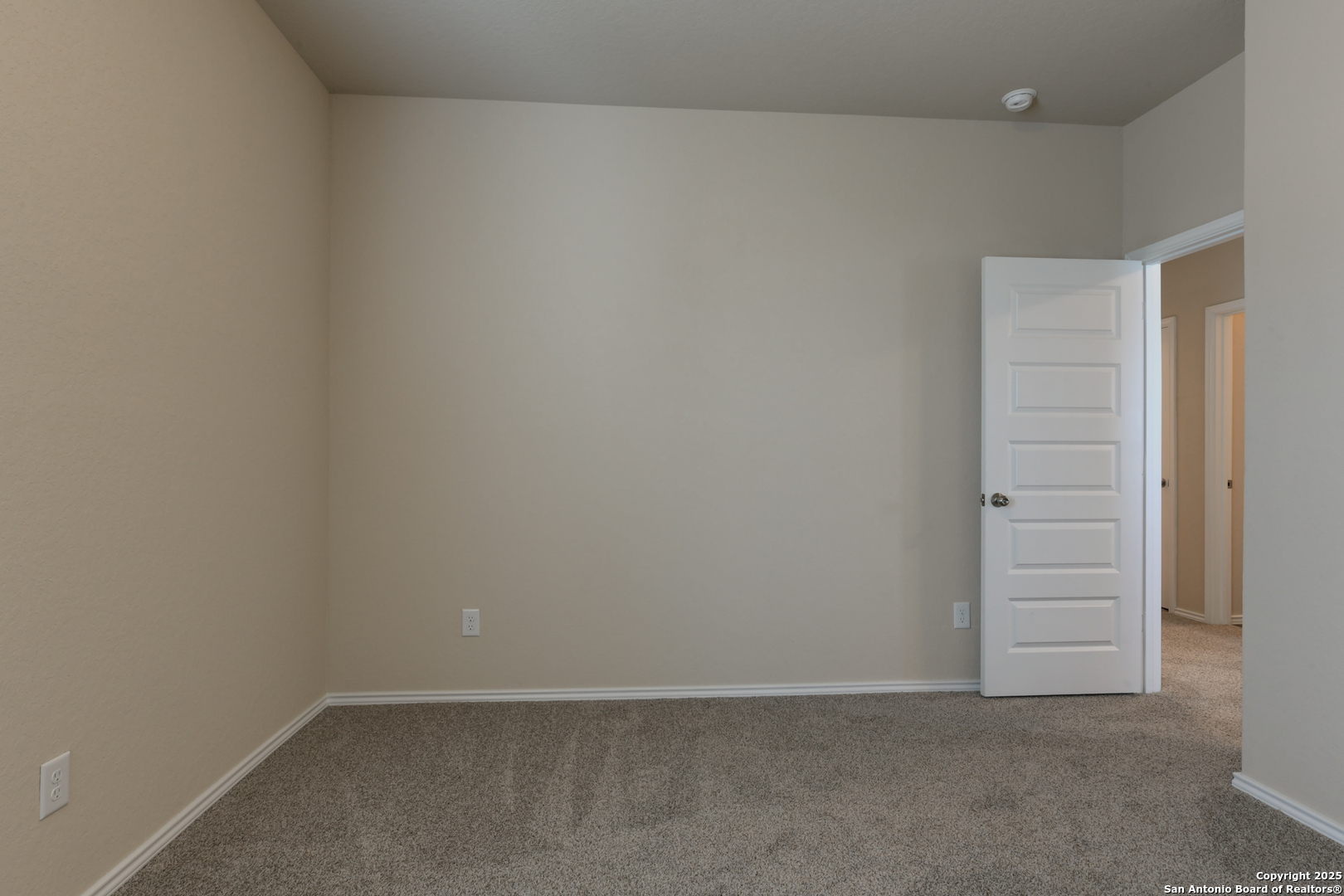 3931 Somers Crest