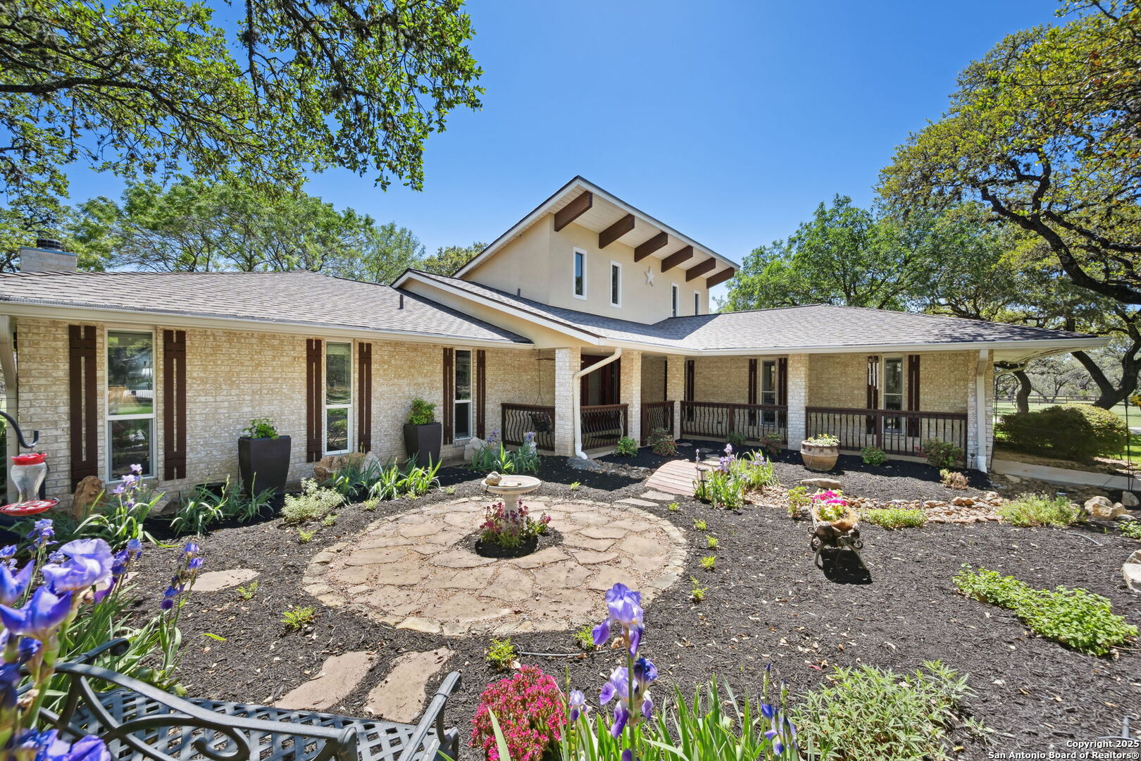 8110 park lane