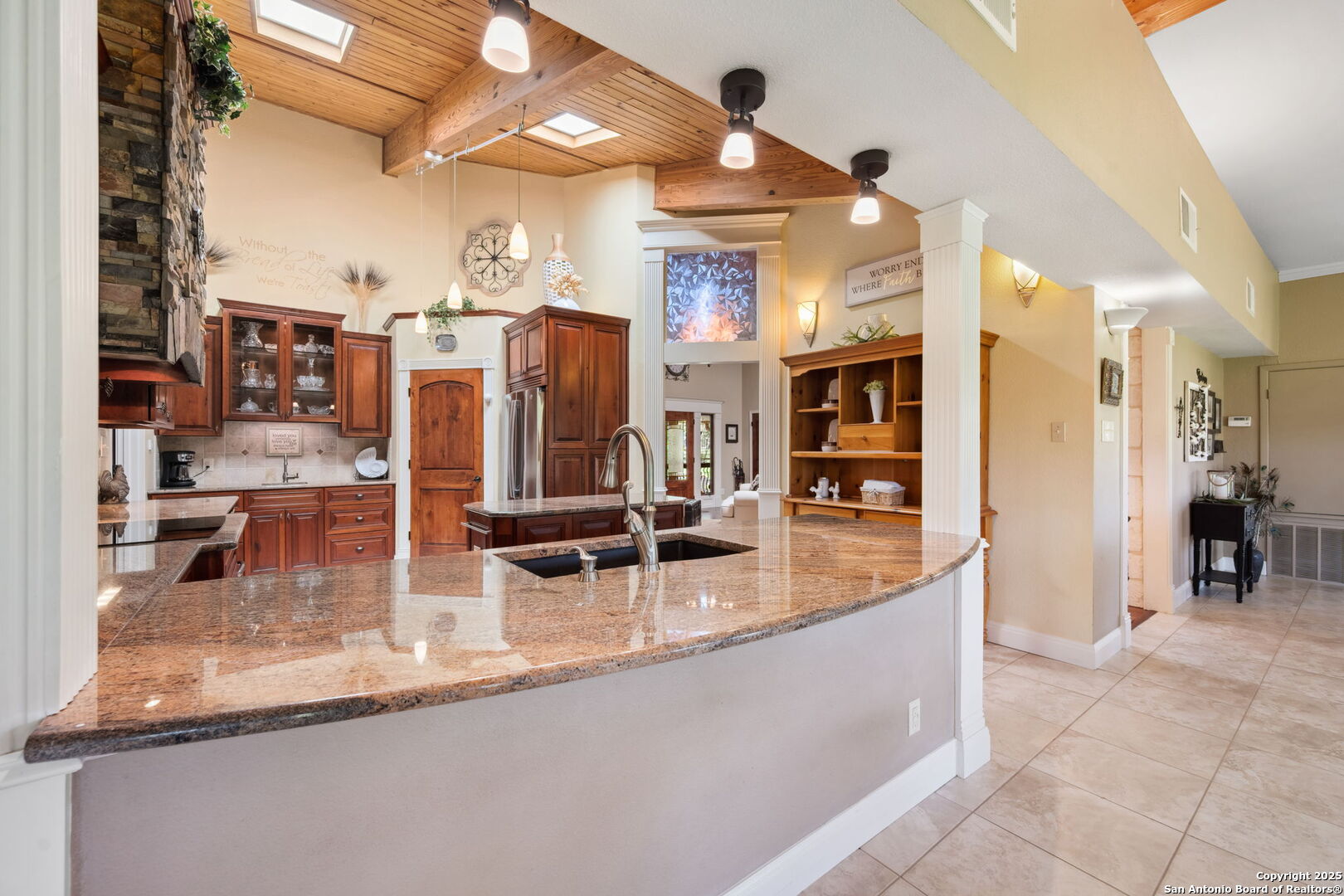 8110 park lane