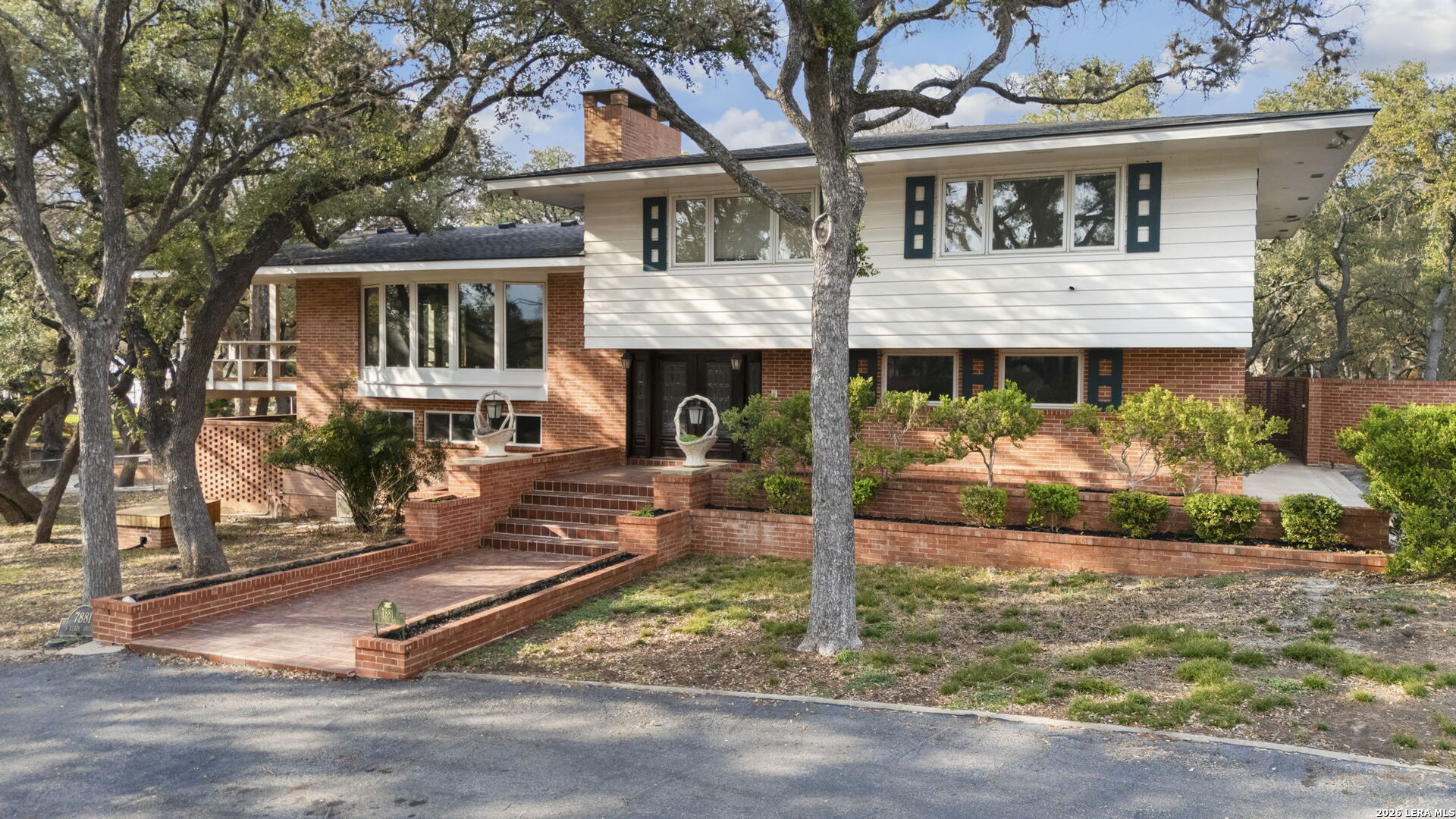 7881 N Verde Dr