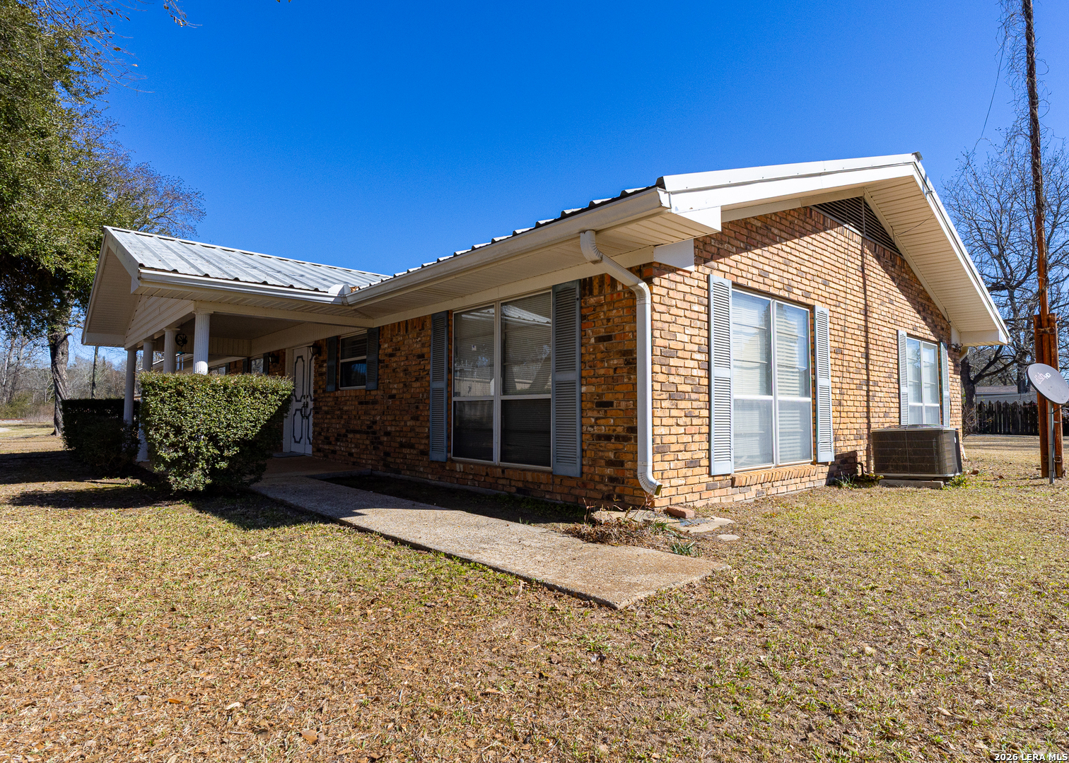 102 Jackson