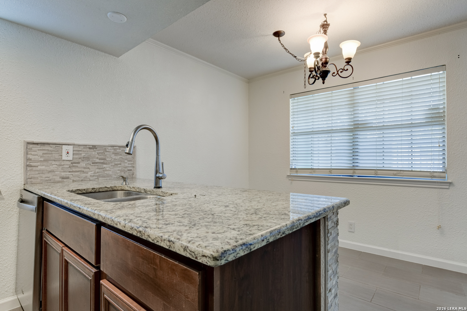 11610 Vance Jackson 311