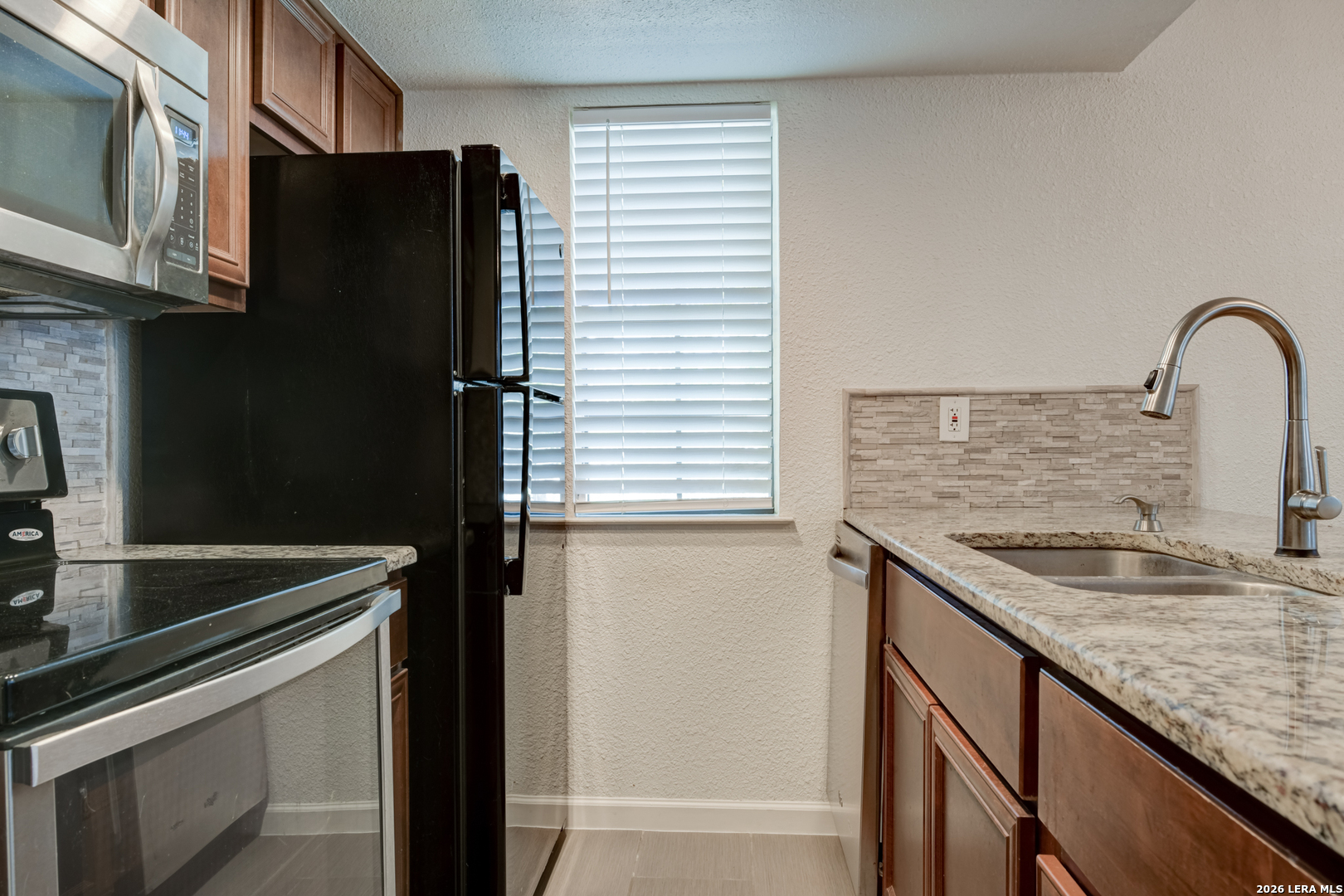 11610 Vance Jackson 311