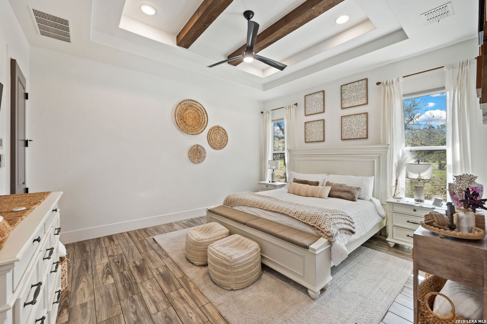 979 Belle Oaks