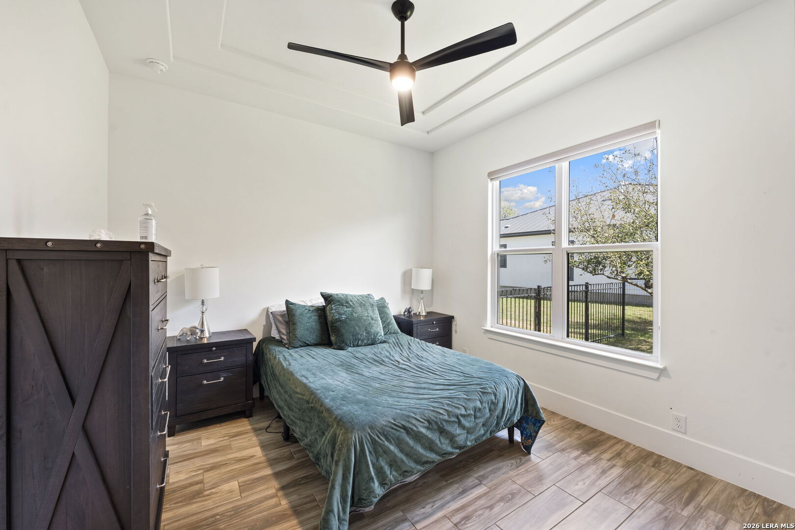 979 Belle Oaks