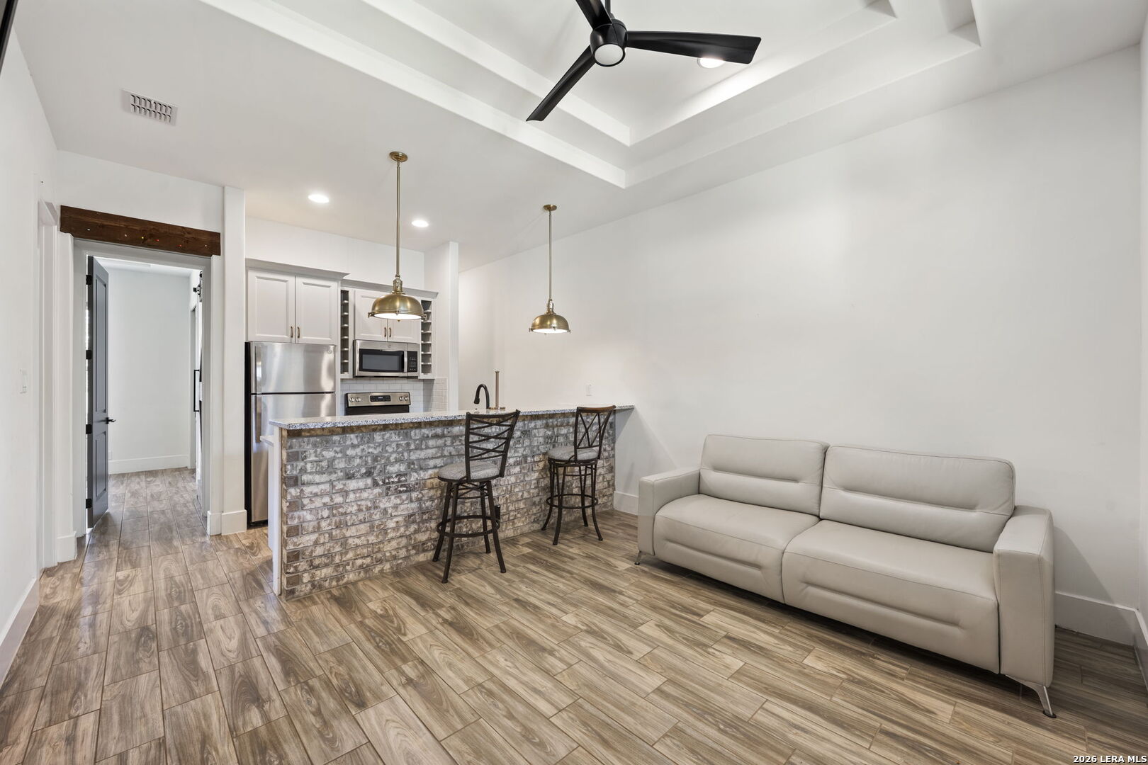 979 Belle Oaks