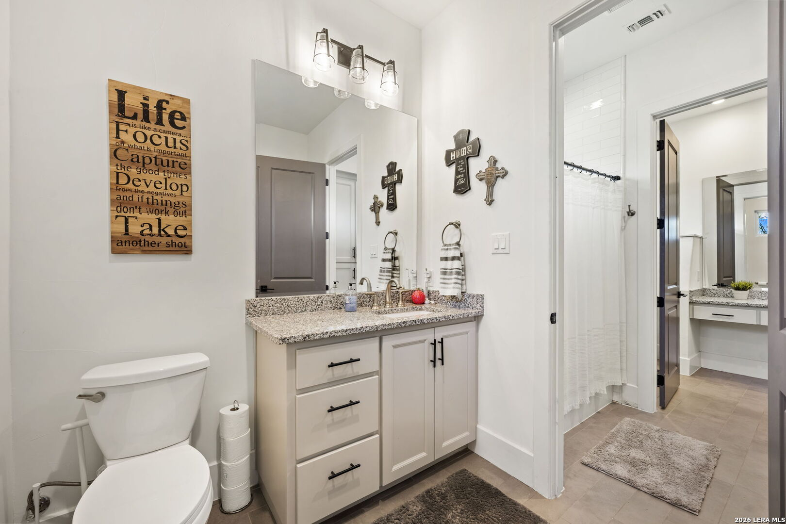 979 Belle Oaks