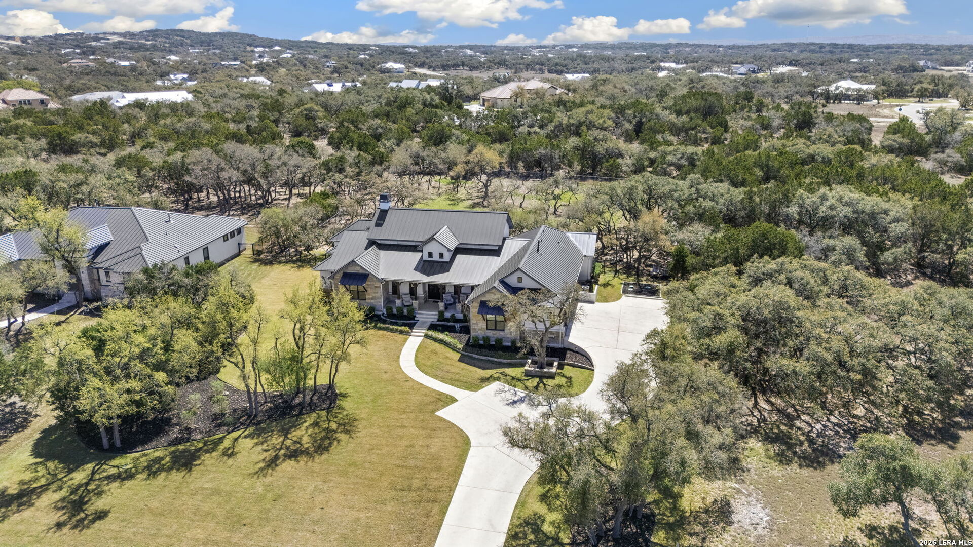 979 Belle Oaks