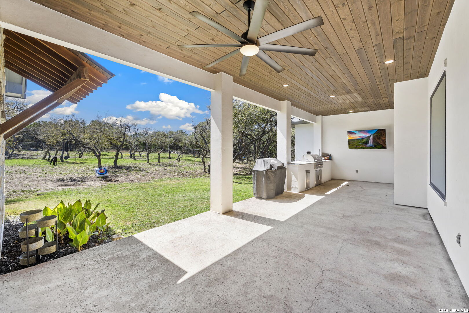 979 Belle Oaks