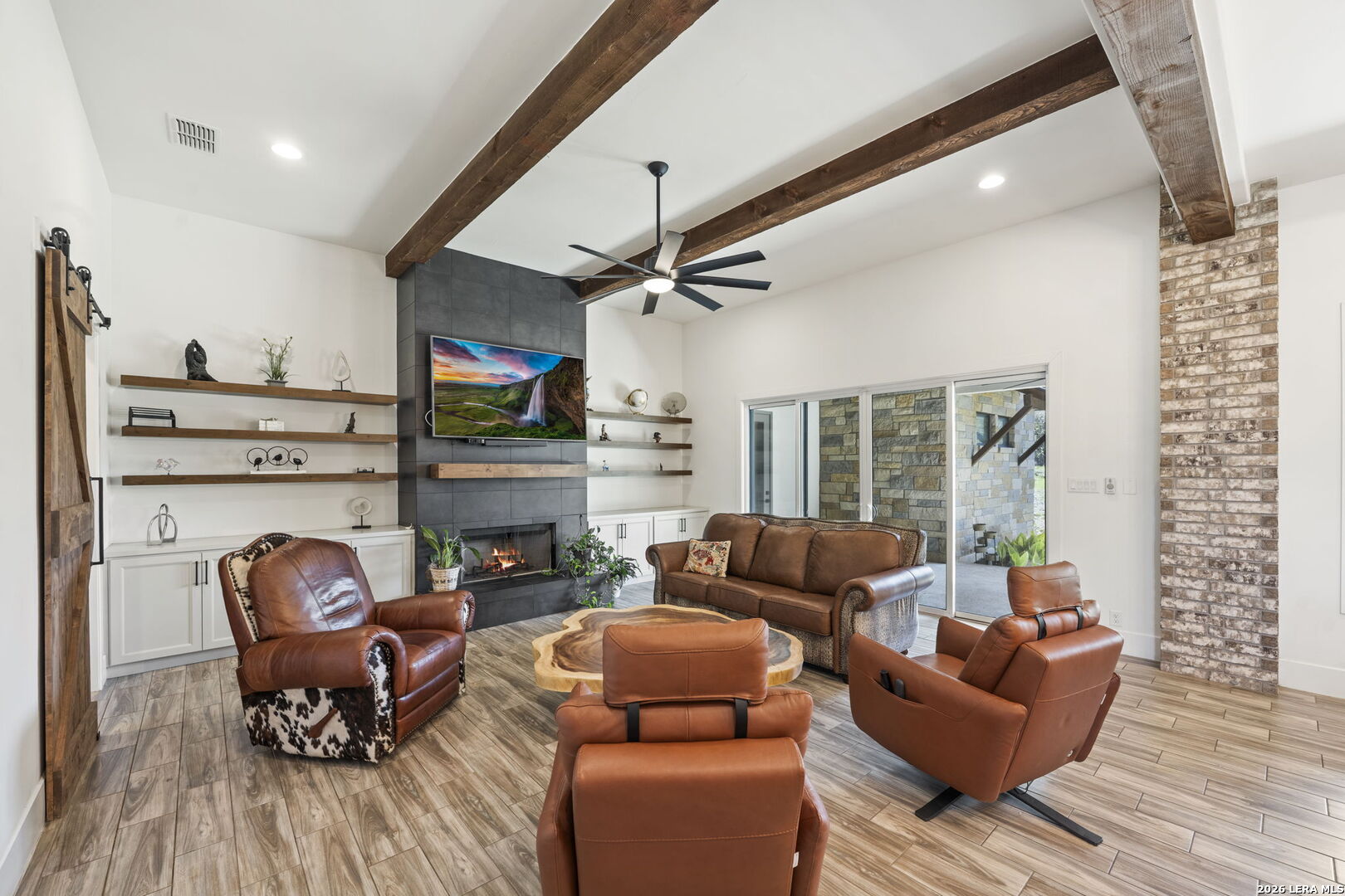 979 Belle Oaks