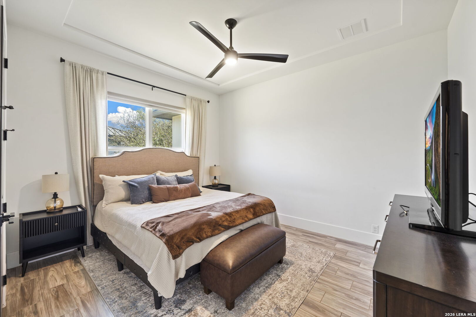 979 Belle Oaks